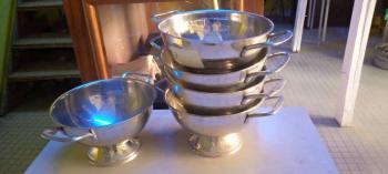 image STAINLESS DISHES